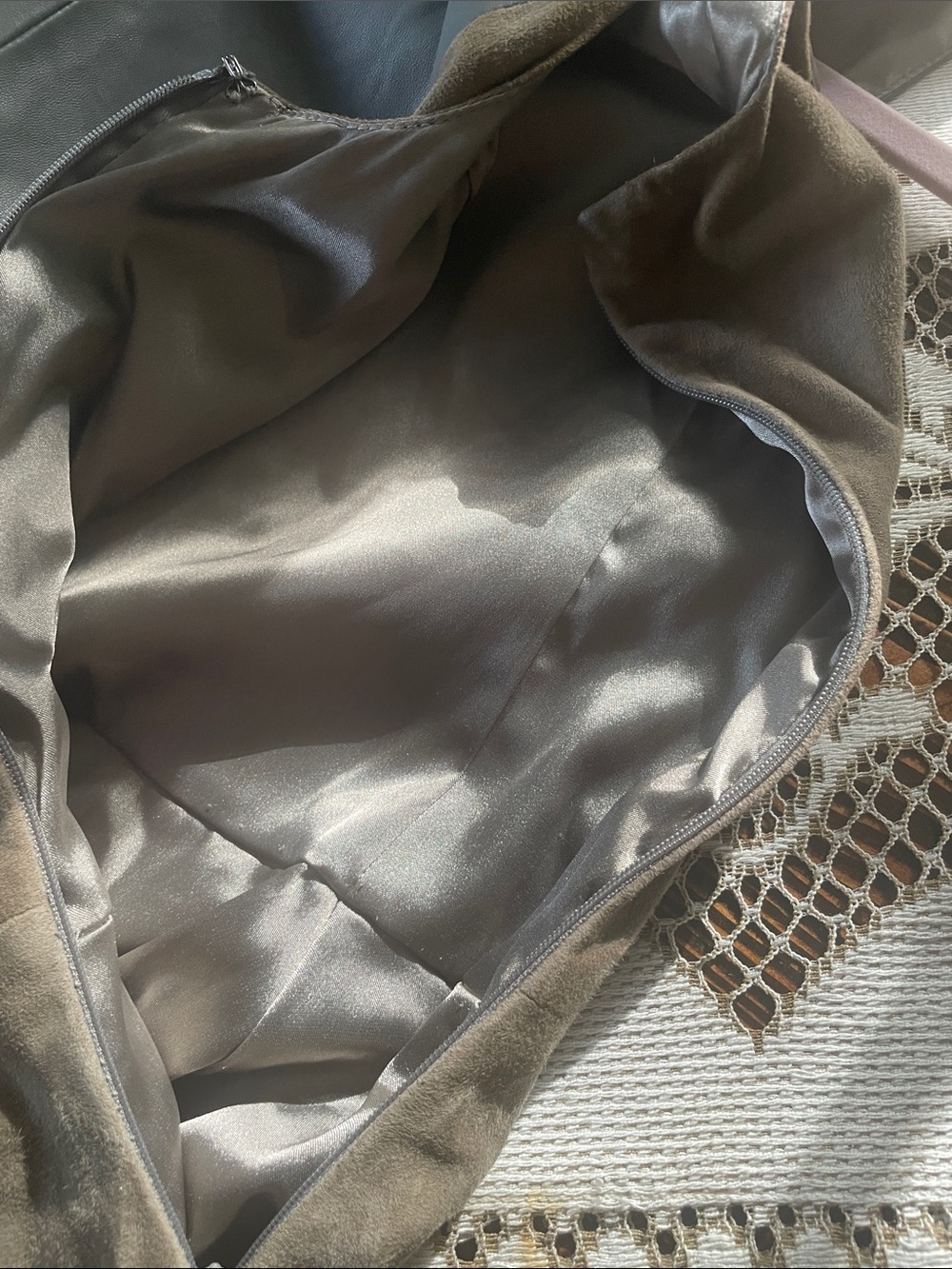 Armani Exchange Two-Tone Taupe a
Gray Goat & Lamb Leather Skater Lined Midi Dres - Picture 16 of 16
